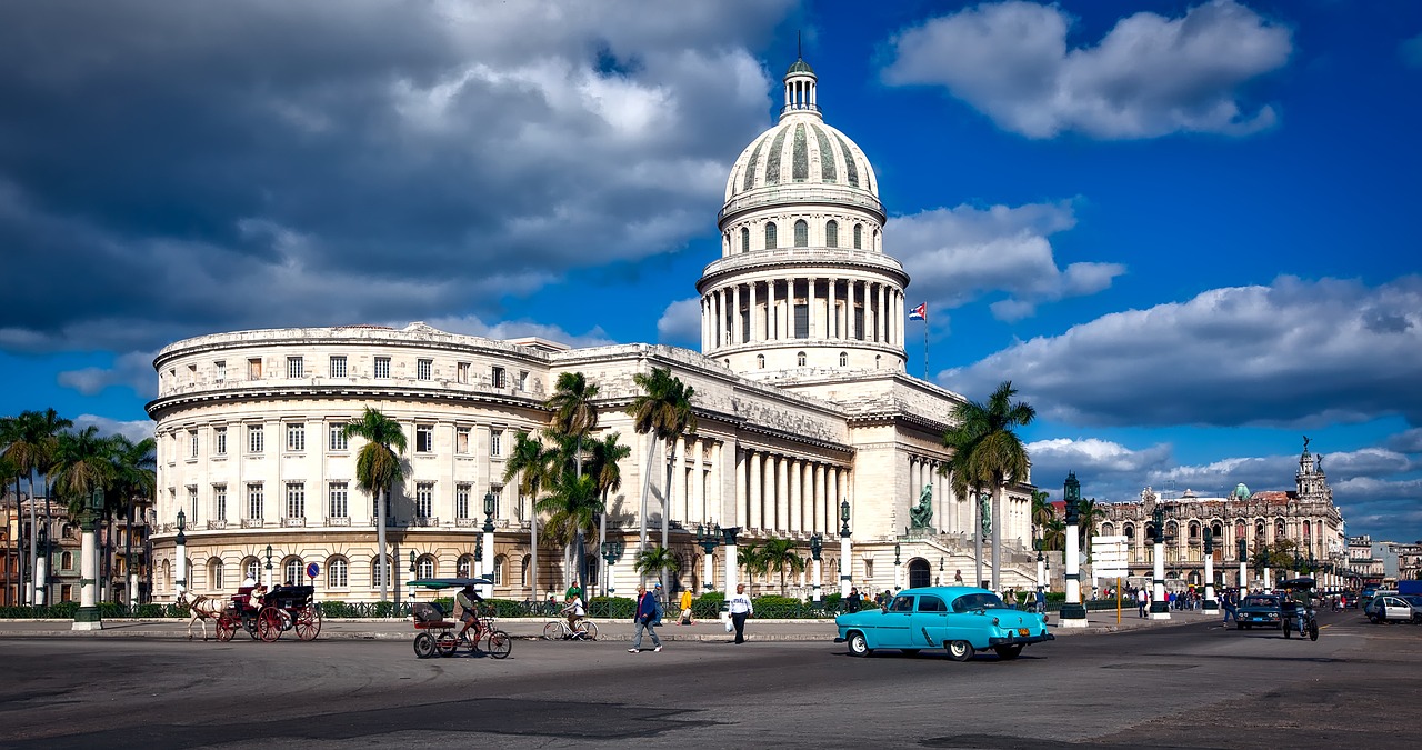 Vancouver to Havana, Cuba cheap flights deals