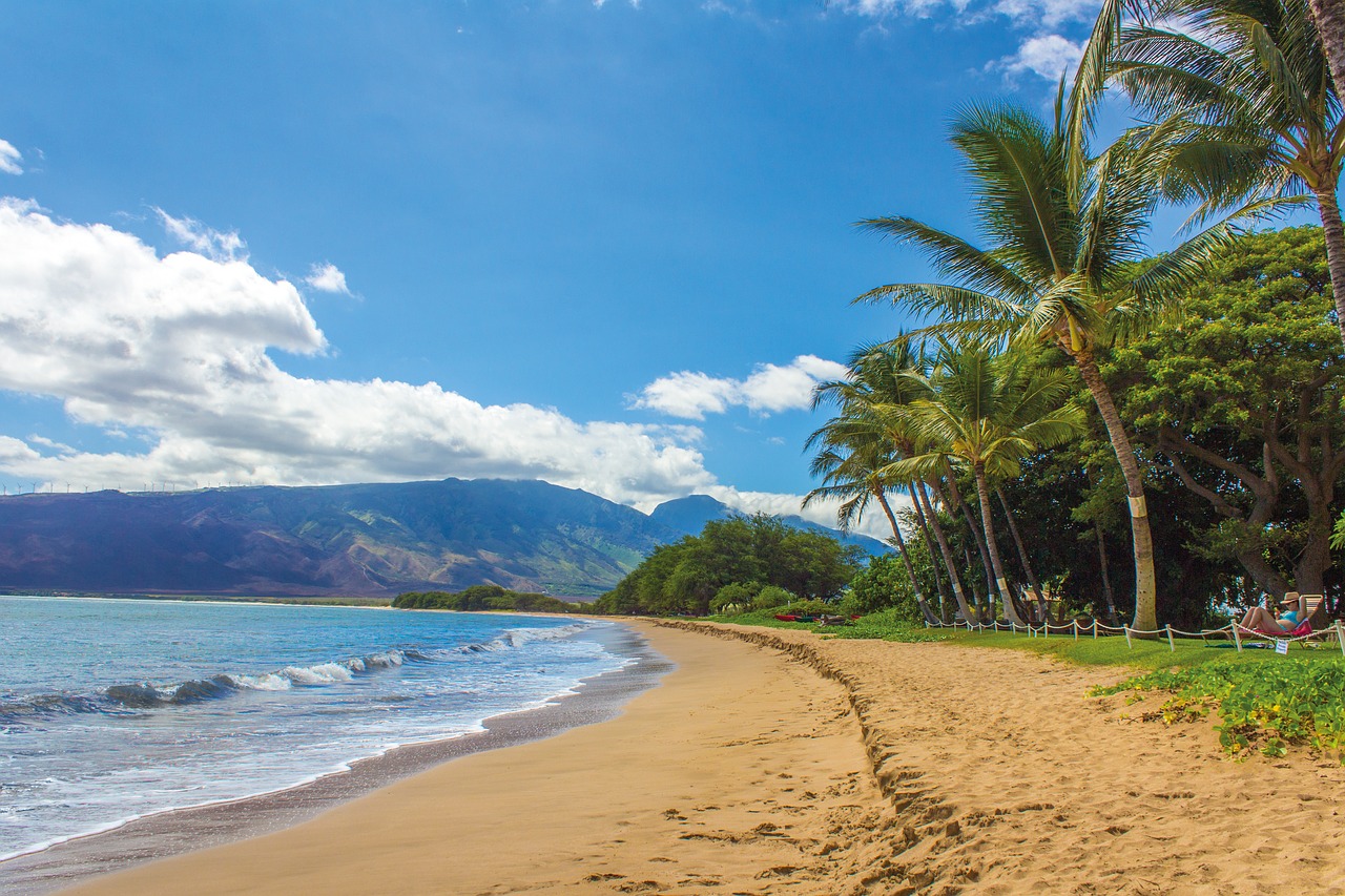 Vancouver to Kahului, Hawaii cheap flights deals