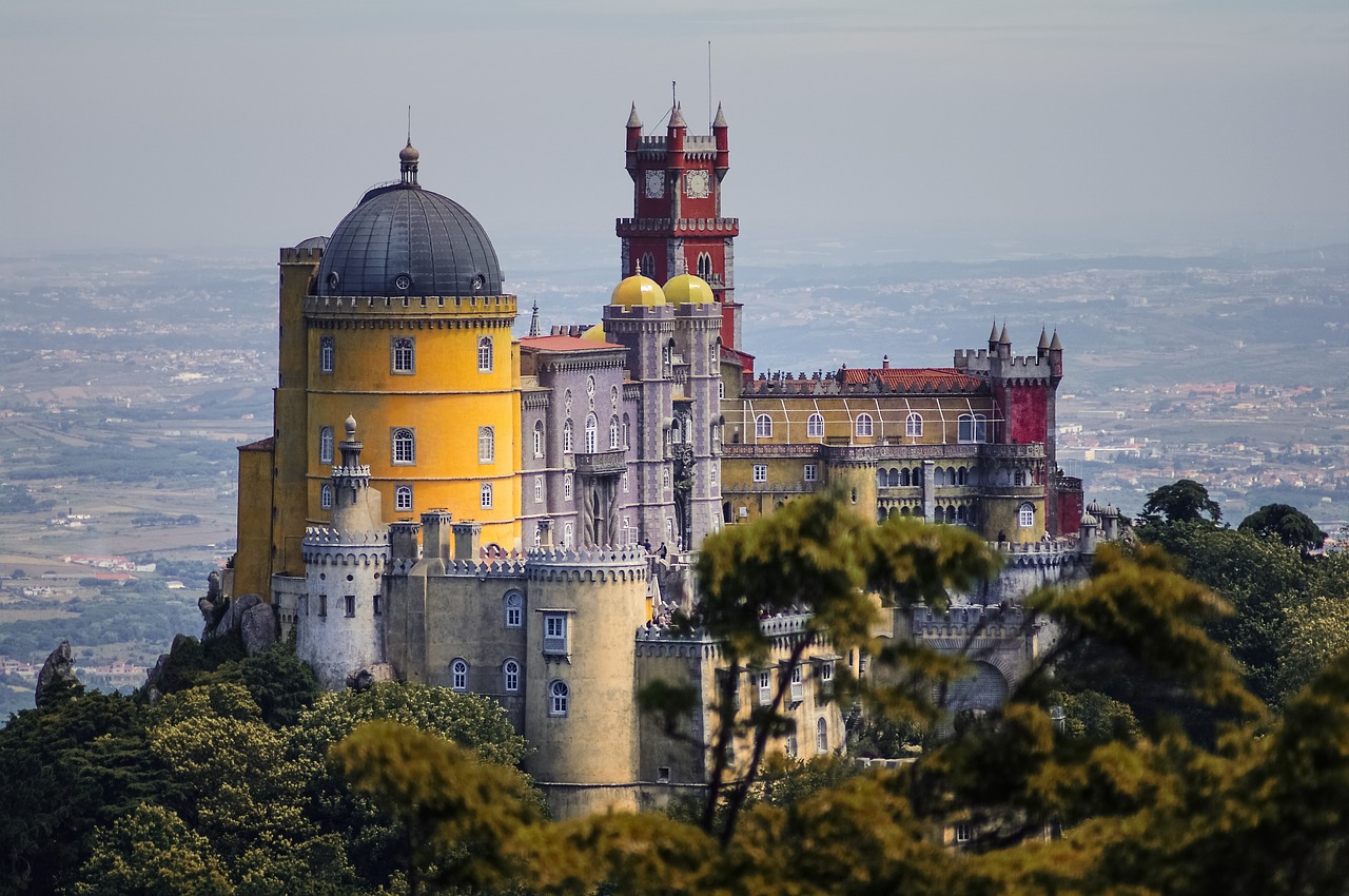 Cheap flight deals to Lisbon, Portugal