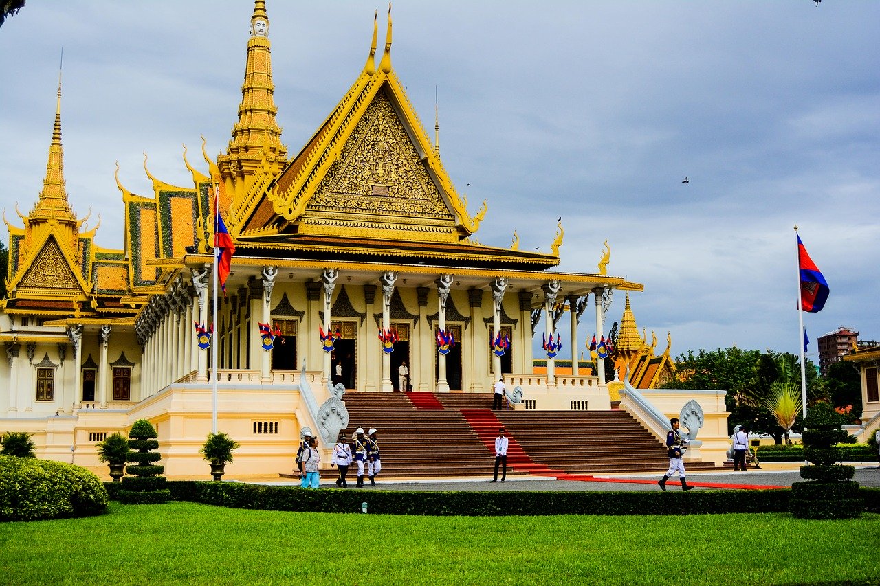 Cheap flights deals to Phnom Penh, Cambodia